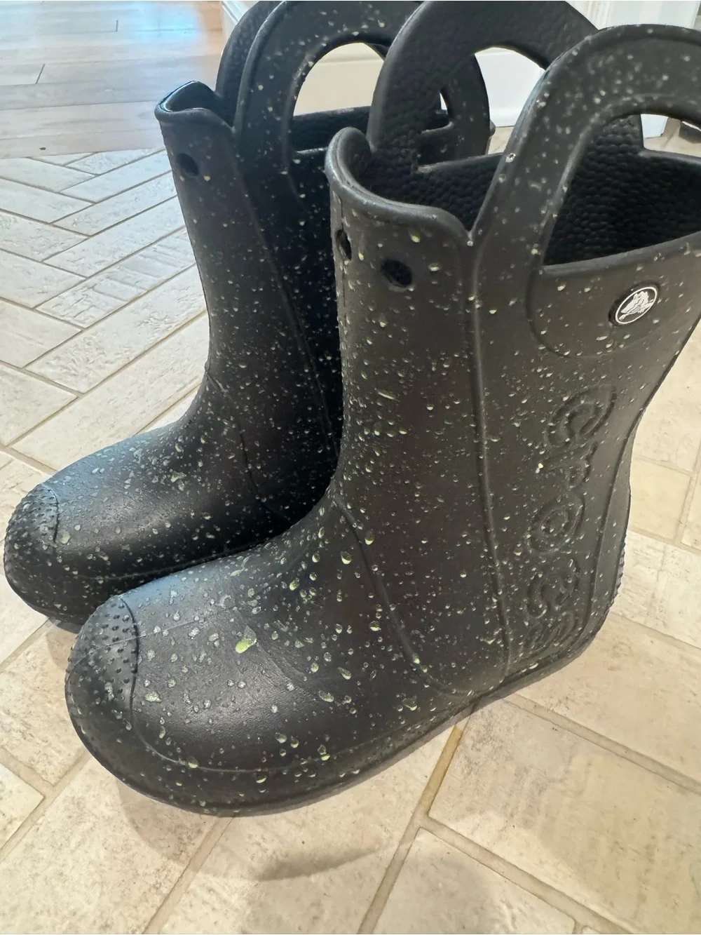 Crocs Kids’ Handle it rain boot size J2